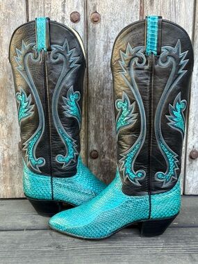 Stunning Vintage Hondo Exotic Leather Women's Cowboy Boots